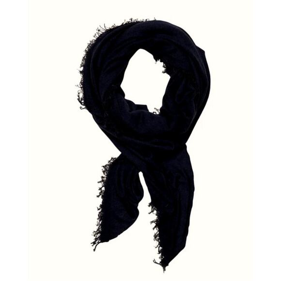 Unsubscribed Women's Navy Lightweight Cashmere Scarf One Size - Picture 1 of 8